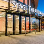 Das Stage Theater in Hamburg ist ein beliebter Ort für Touristen und Einheimische.